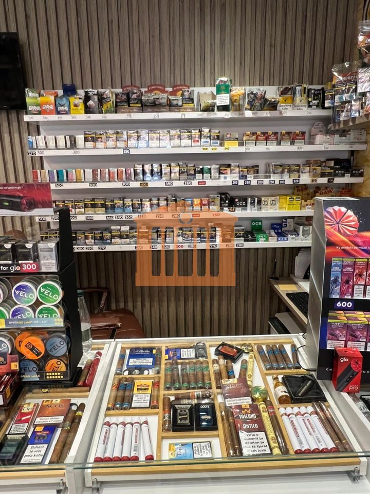 AMBIENT BIZNESI+AKTIVITET NE PLAZH, PER SHITJE!