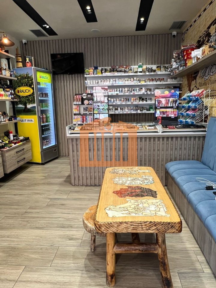 AMBIENT BIZNESI+AKTIVITET NE PLAZH, PER SHITJE!