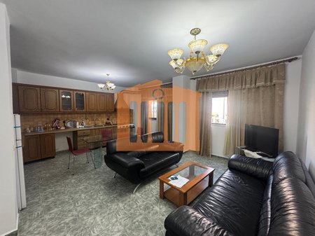 APARTAMENT 2+1 NE PLAZH, PER QIRA !
