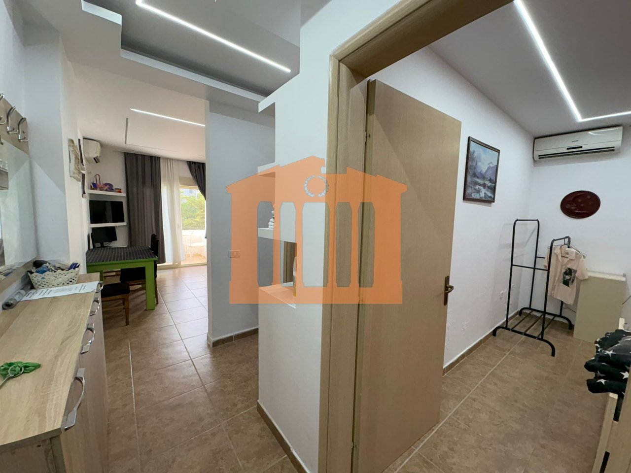 APARTAMENT 1+1 NE SHKEMB TE KAVAJES, PER QIRA!