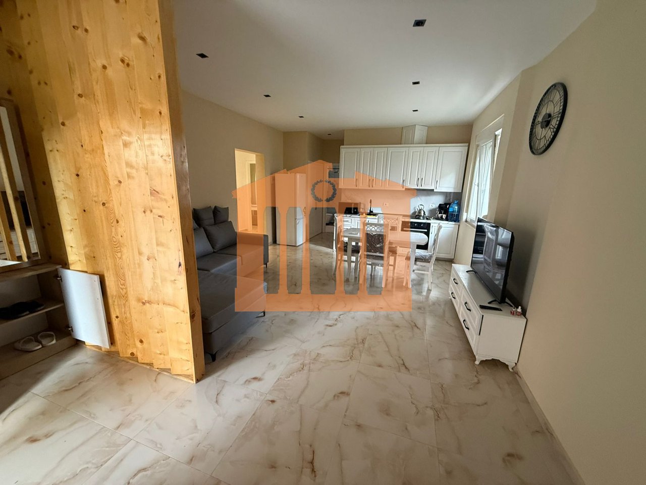 2 APARTMENTS 1+1 IN MAL TE ROBIT, FOR SALE!