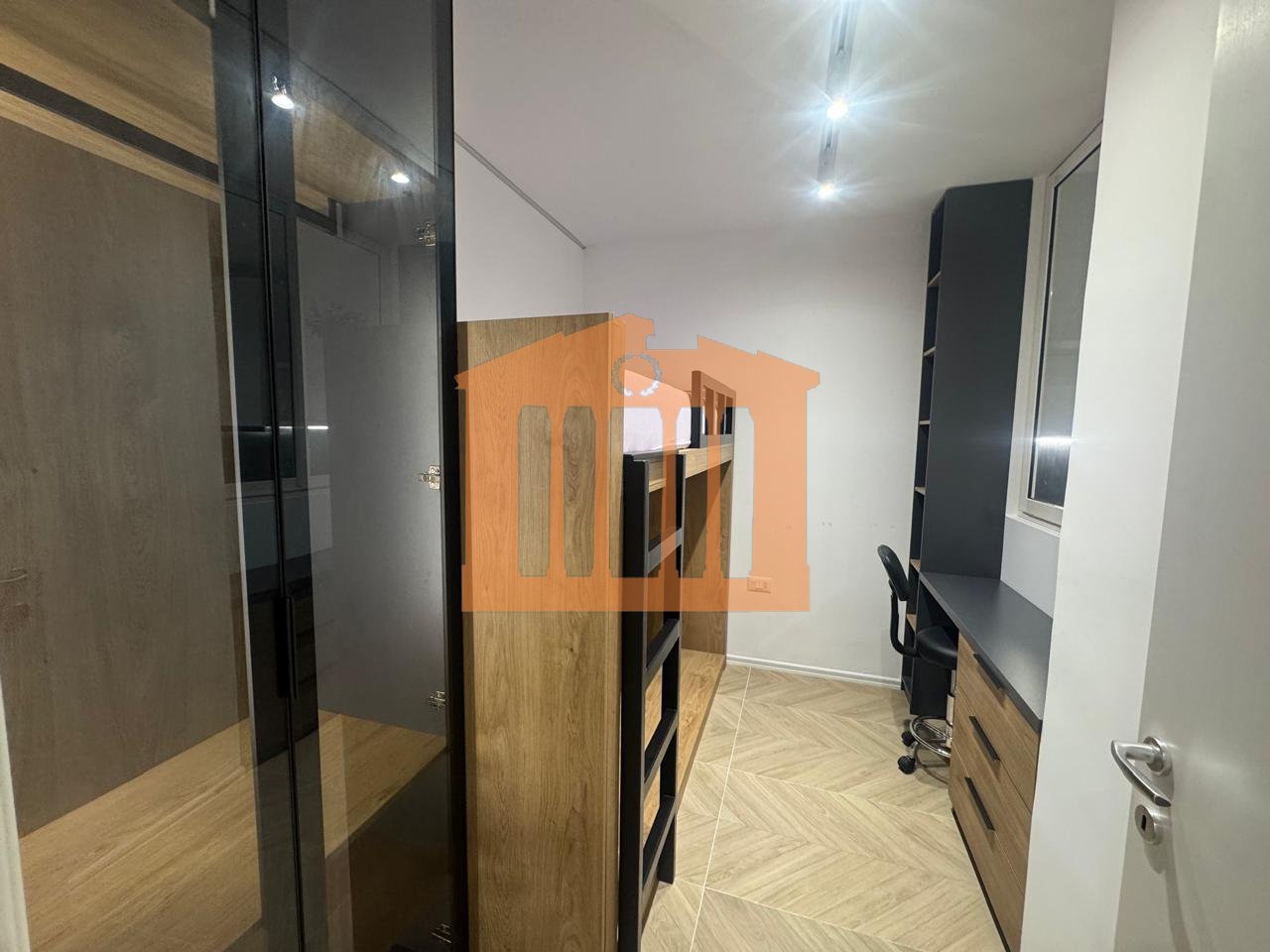 2+1 APARTMENT SINGLE COURT IN DURRES FOR RENT!