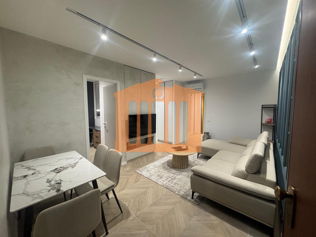 2+1 APARTMENT SINGLE COURT IN DURRES FOR RENT!