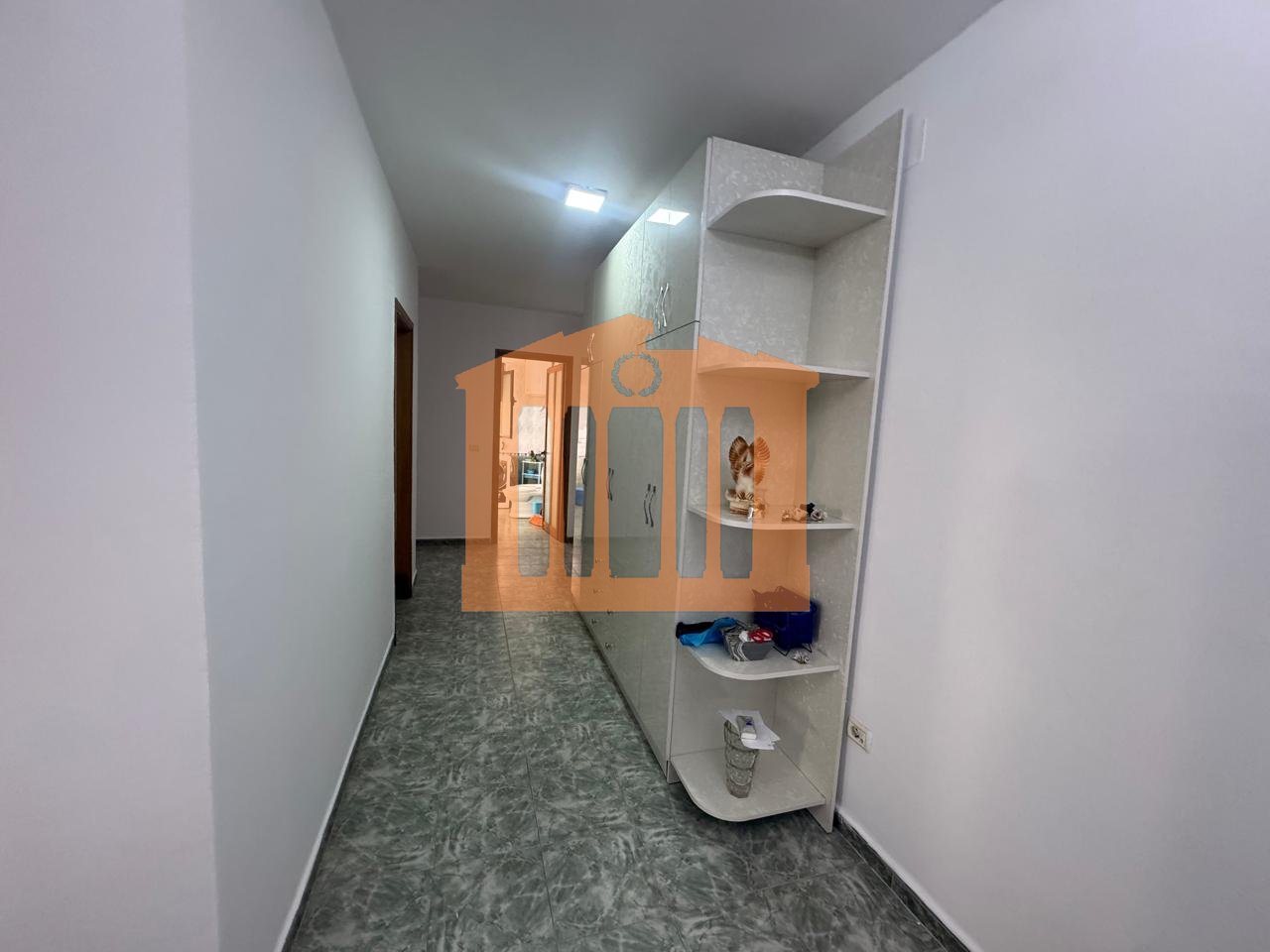 APARTAMENT 2+1 NE PLAZH, PER QIRA !