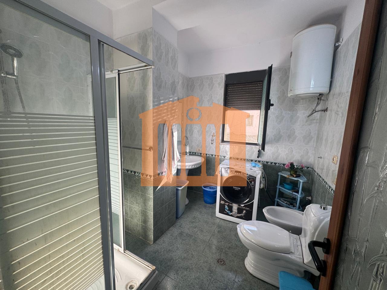 APARTAMENT 2+1 NE PLAZH, PER QIRA !