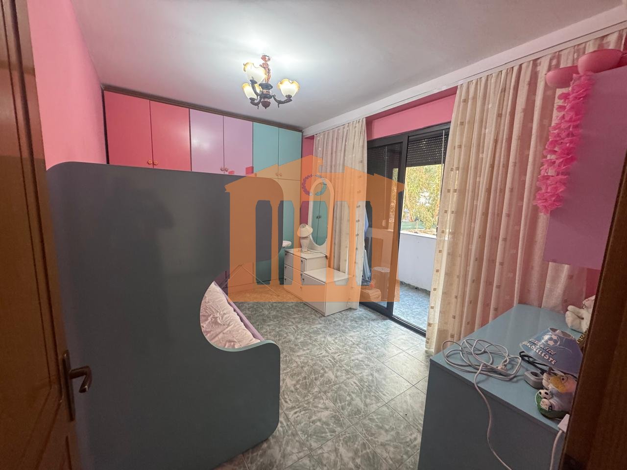 APARTAMENT 2+1 NE PLAZH, PER QIRA !