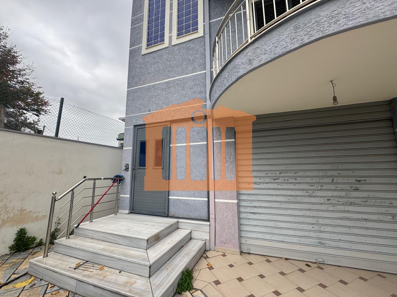 VILE 3 KATESHE+GARAZH TEK VILA PASCUCCI, PER SHITJE !