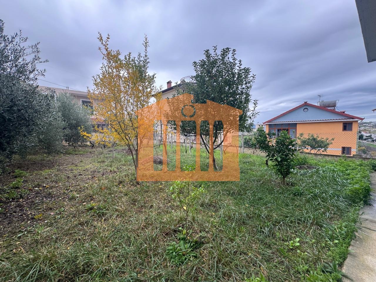 VILE 3 KATESHE+GARAZH TEK VILA PASCUCCI, PER SHITJE !