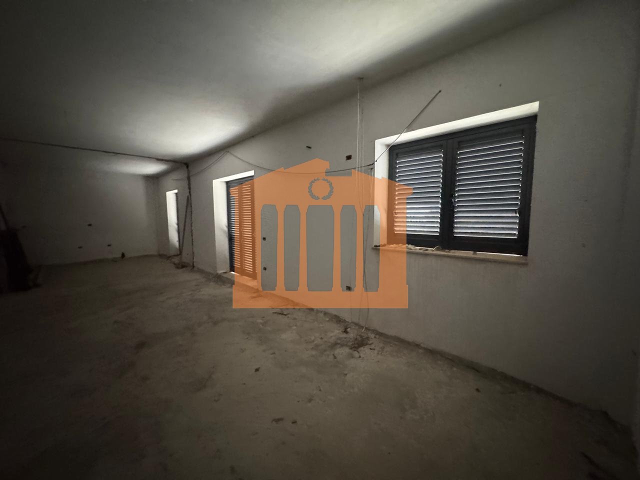 VILE 3 KATESHE+GARAZH TEK VILA PASCUCCI, PER SHITJE !