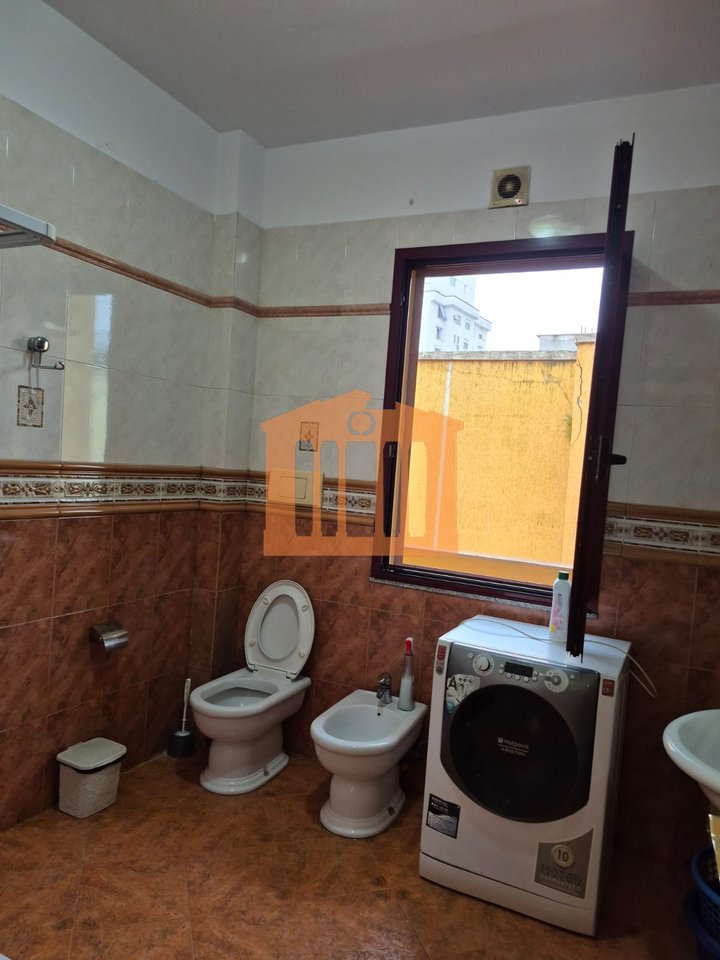 APARTAMENT 2+1 TE ISH-URT, PER QIRA!