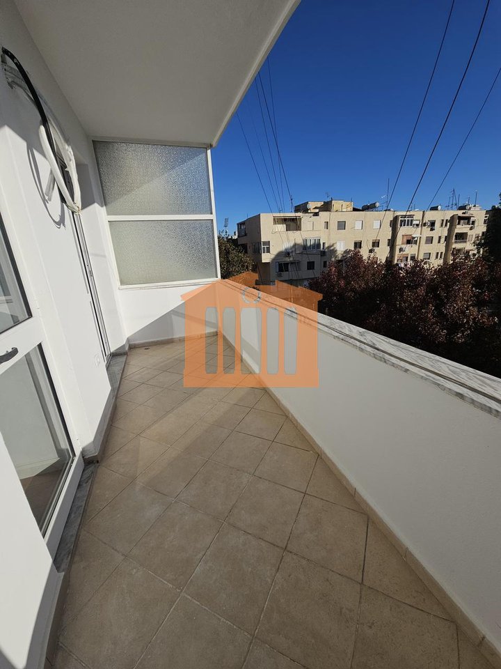 APARTAMENT 2+1 TE SPITALI DURRES PER SHITJE!