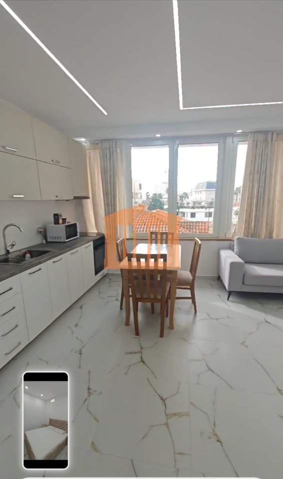 APPARTAMENTO 1+1 VICINO AL MUNICIPIO, DURAZZO IN VENDITA!