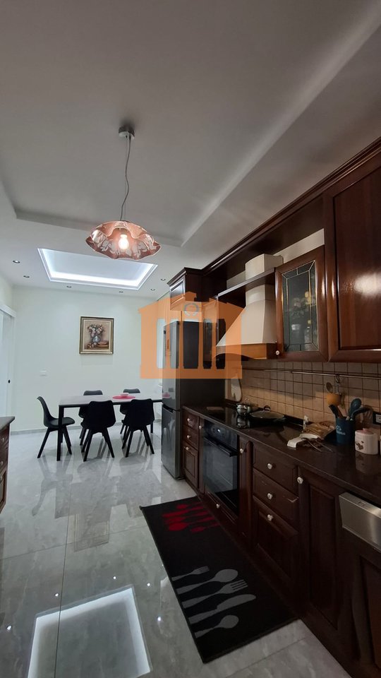SUPER APARTAMENT TEK "VILA PASCUCCI", PER QIRA!
