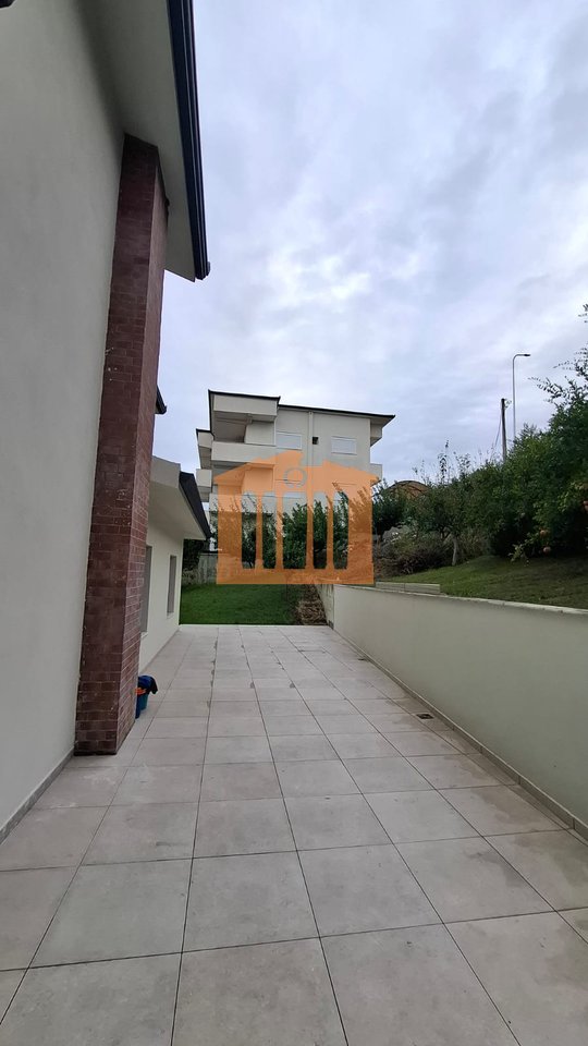 SUPER APARTAMENT TEK "VILA PASCUCCI", PER QIRA!