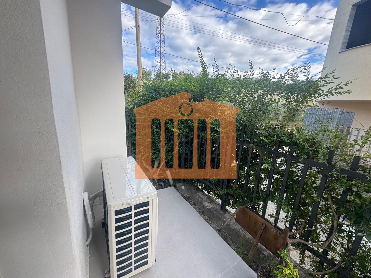 APARTAMENT 1+1 NE PLEPA DURRES, PER QIRA !