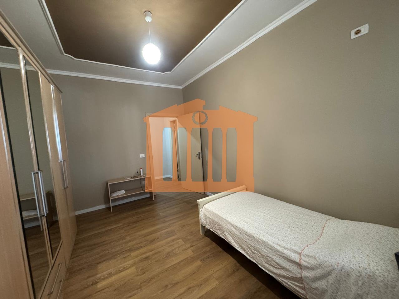 APPARTAMENTO 2+1+2 CON CUCINA SEPARATA + TERRAZZA ALL'EX URT, DURAZZO IN VENDITA!