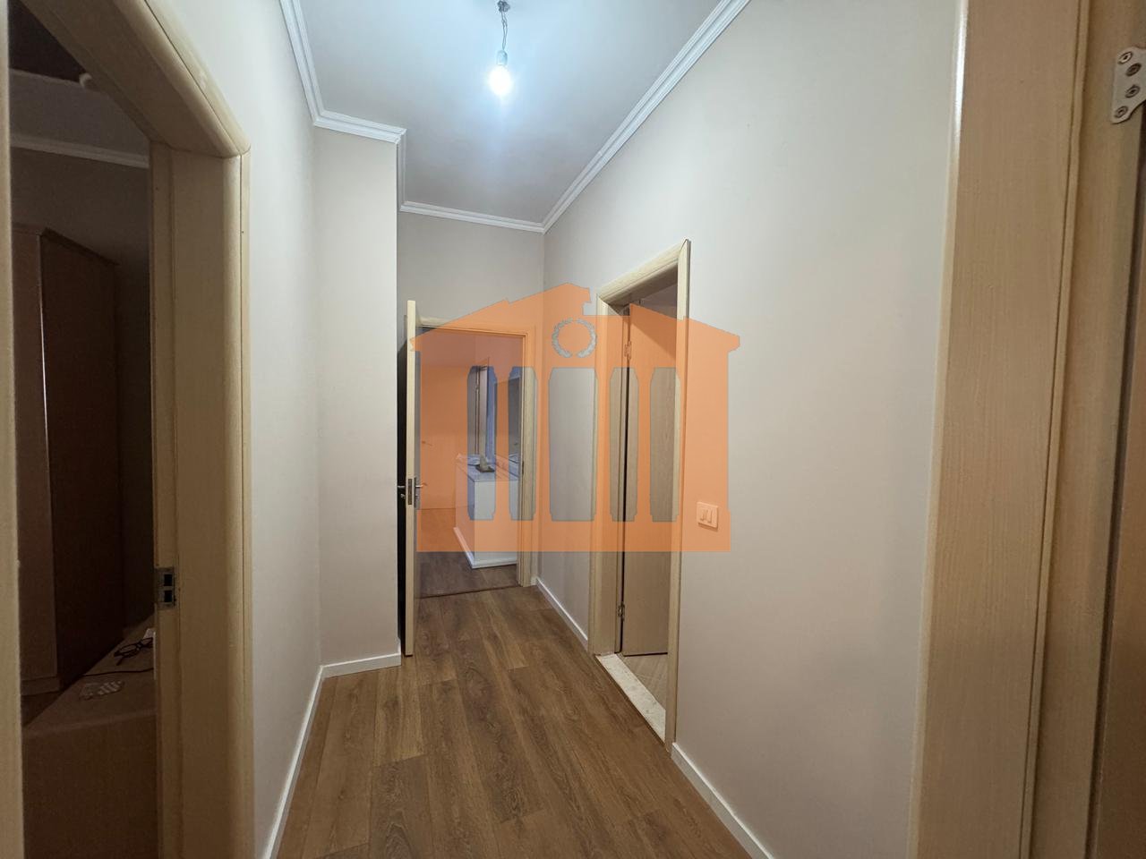 APPARTAMENTO 2+1+2 CON CUCINA SEPARATA + TERRAZZA ALL'EX URT, DURAZZO IN VENDITA!