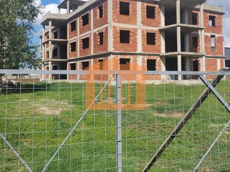 NDERTESE +TRUALL NE XHAFZOTAJ-DURRES, PER SHITJE!