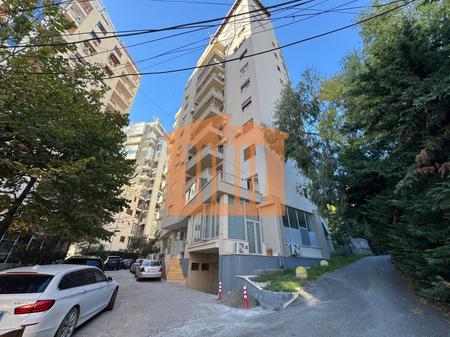 AMBIENT BIZNESI 60 M2 NE VOLLGA , PER QIRA !