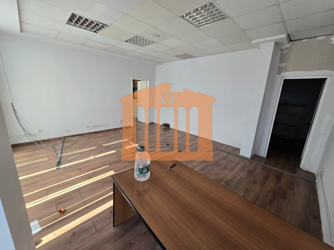 AMBIENT BIZNESI PRANE STADIUMIT PER QIRA !