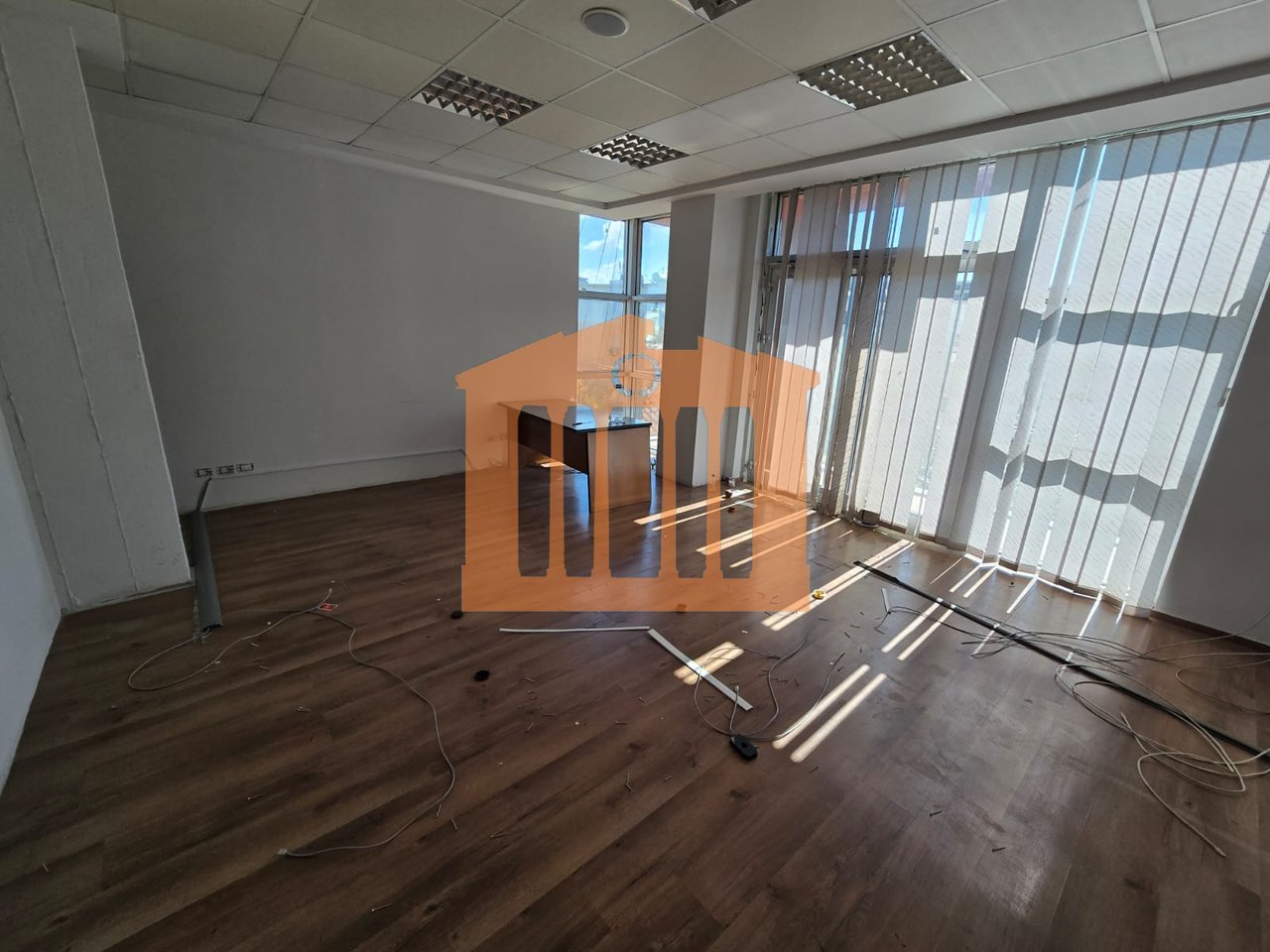 AMBIENT BIZNESI PRANE STADIUMIT PER QIRA !