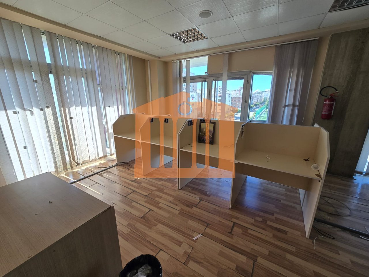 AMBIENT BIZNESI PRANE STADIUMIT PER QIRA !