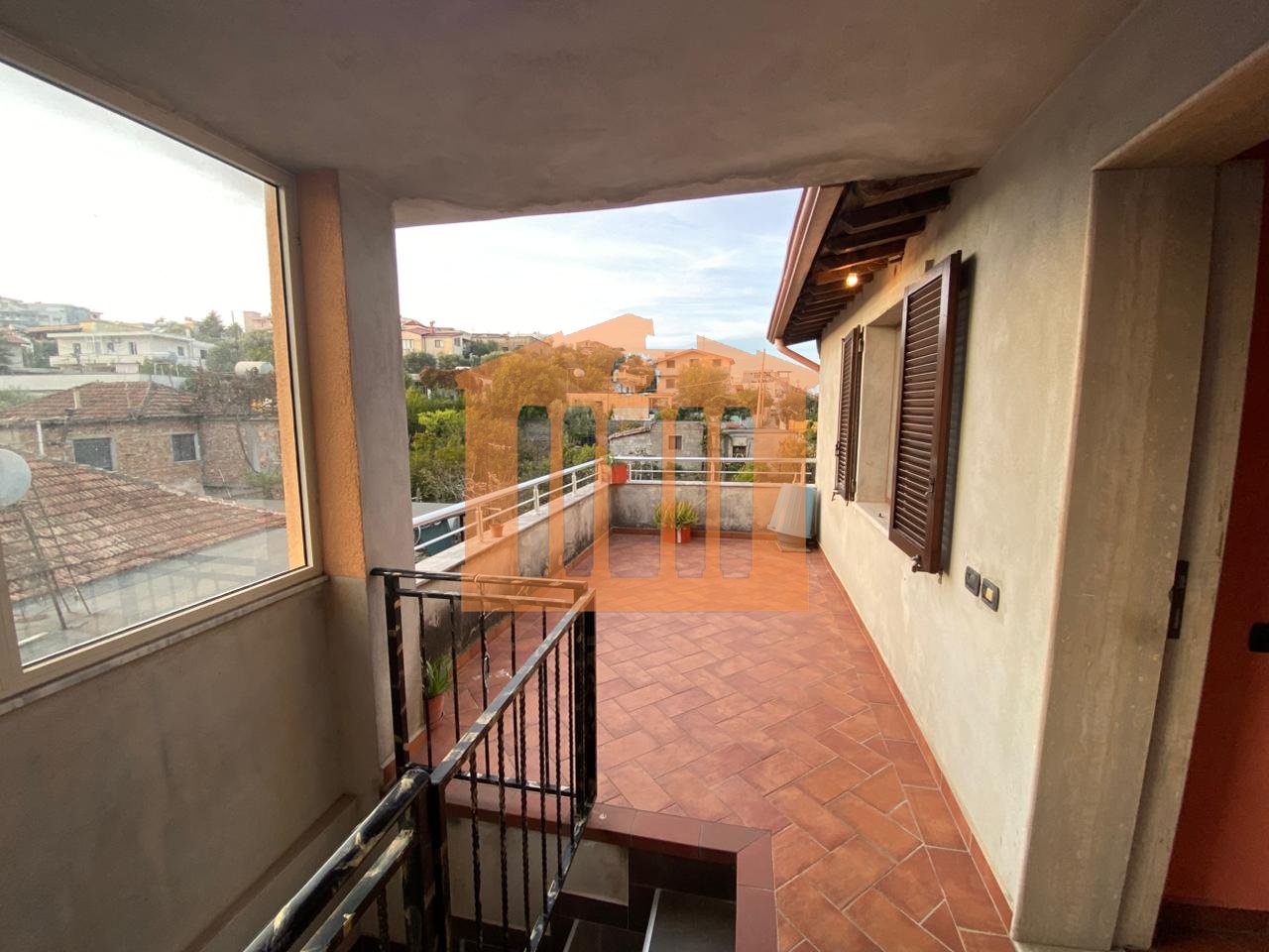 KAT VILE 2+1+VERANDA WITH GARAGE NEAR HOSPITAL FOR RENT!