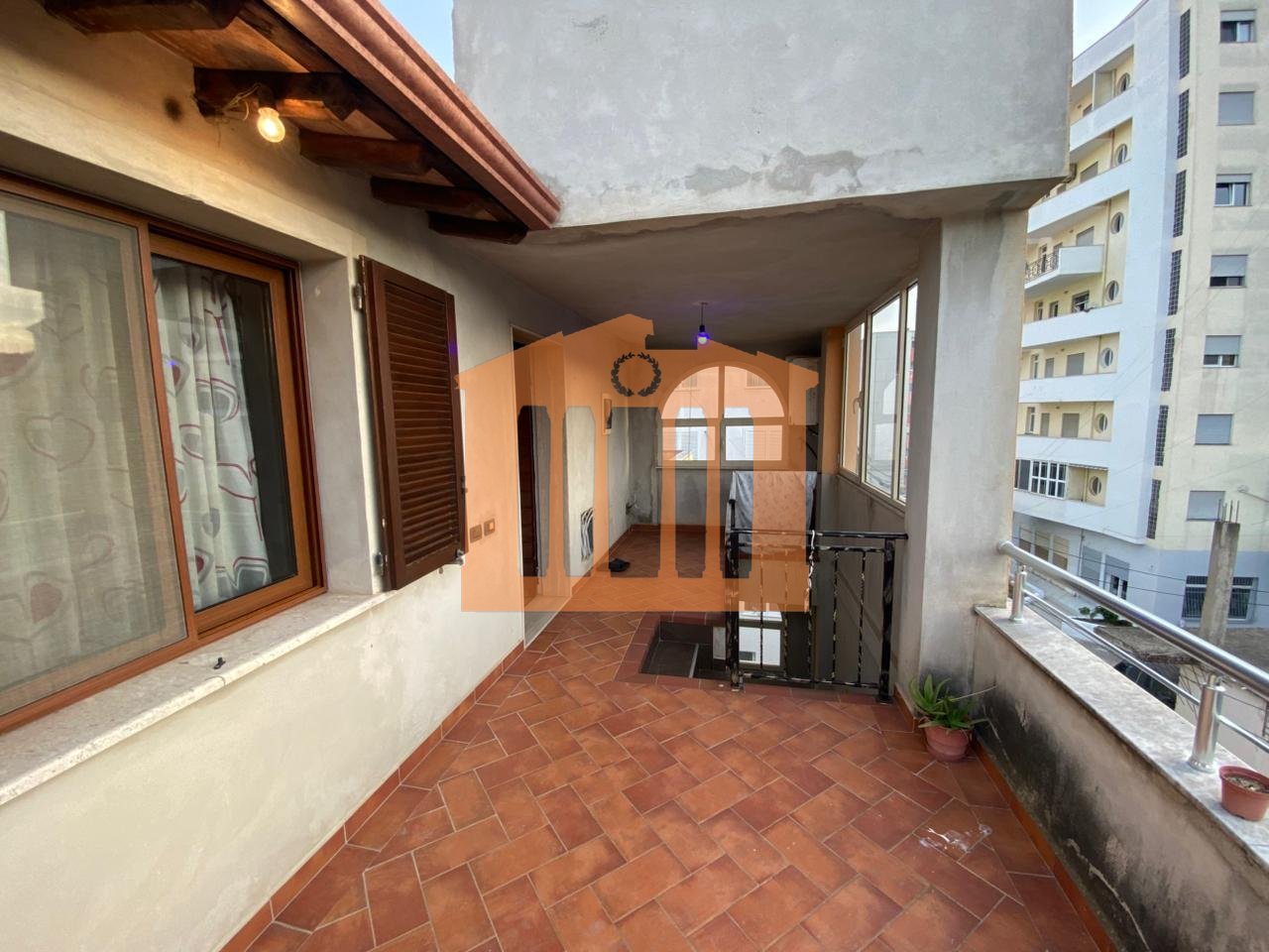 KAT VILE 2+1+VERANDA WITH GARAGE NEAR HOSPITAL FOR RENT!