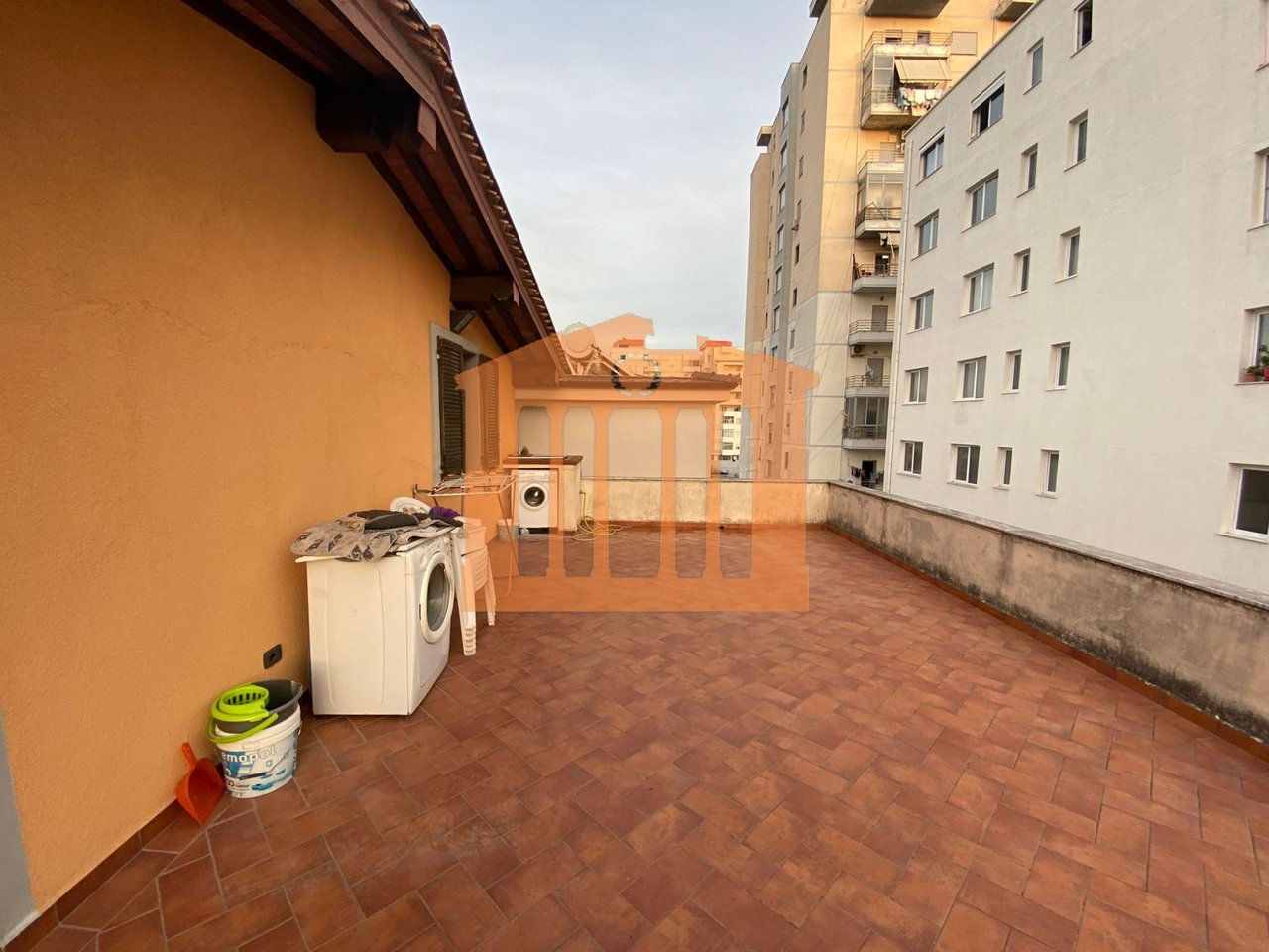 KAT VILE 2+1+VERANDA WITH GARAGE NEAR HOSPITAL FOR RENT!