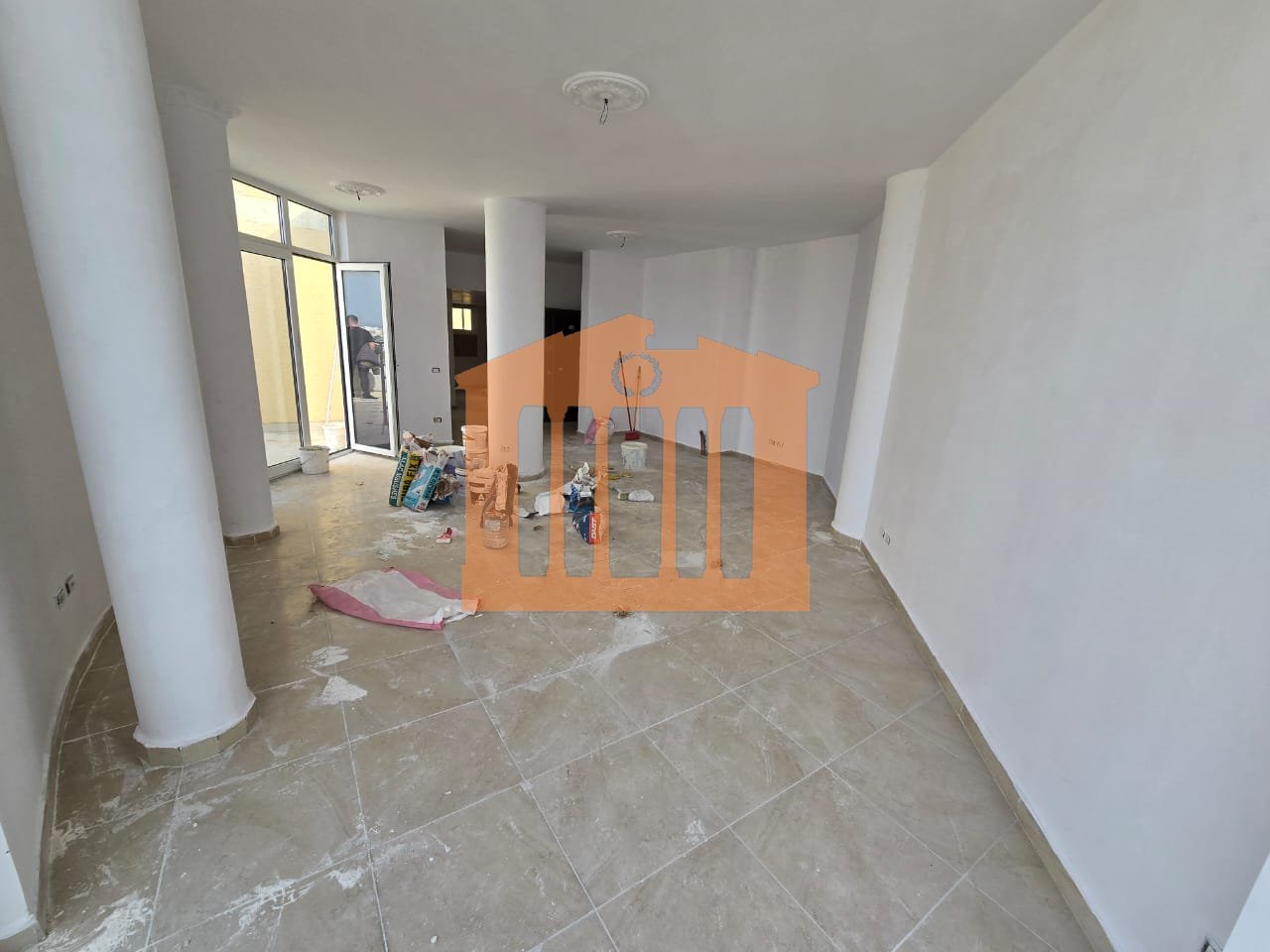 PAPAFINGO 3+1+2 WITH GARAGE FOR SALE!