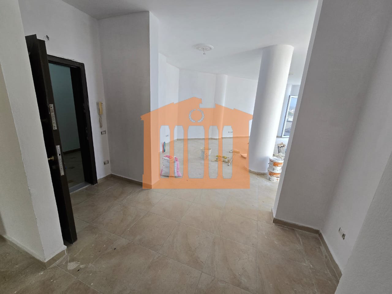 PAPAFINGO 3+1+2 WITH GARAGE FOR SALE!