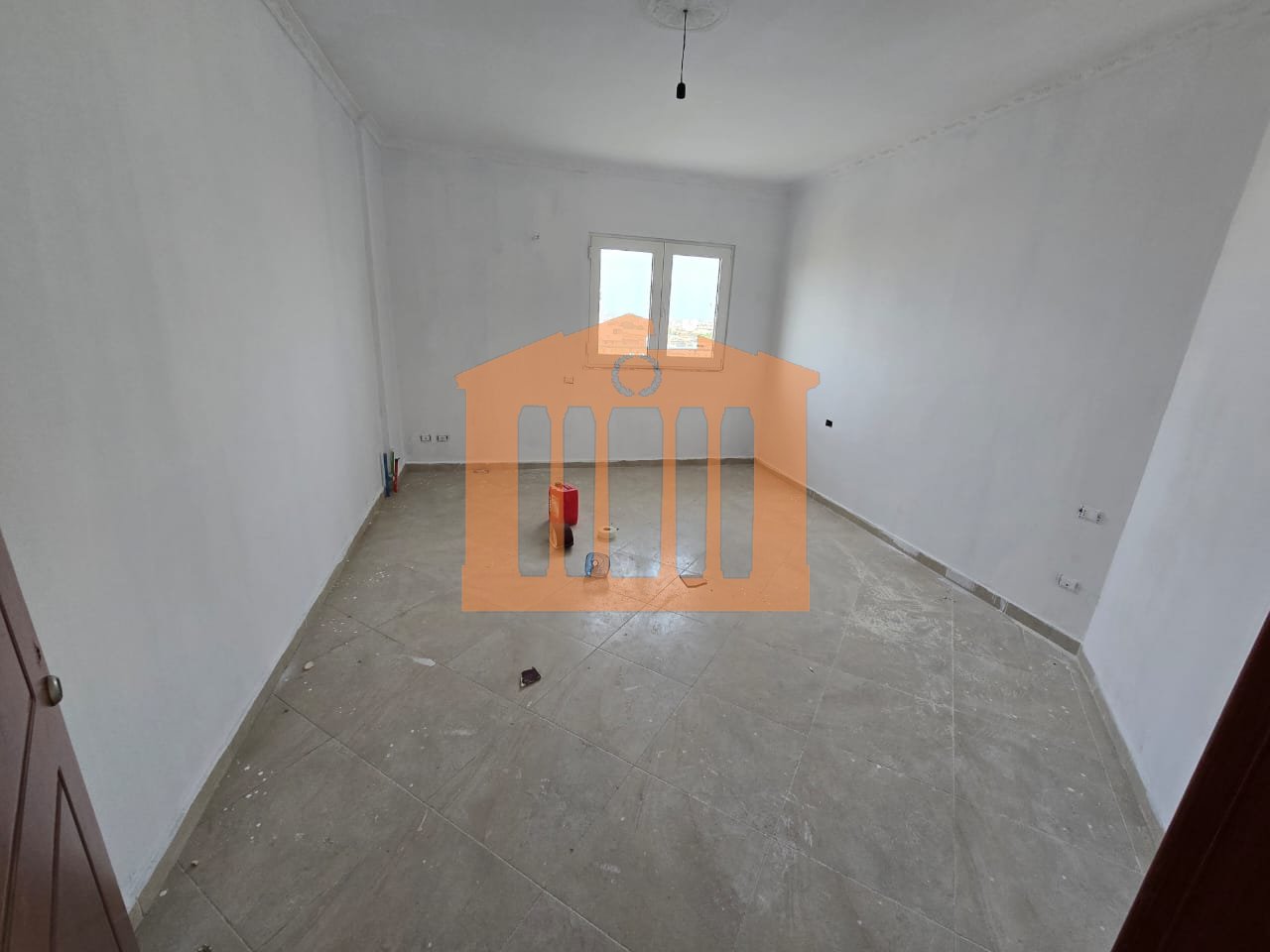 PAPAFINGO 3+1+2 WITH GARAGE FOR SALE!