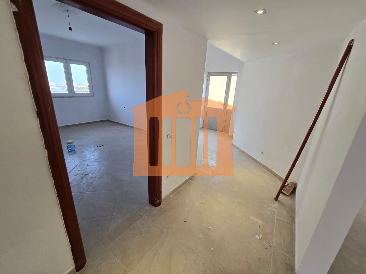 PAPAFINGO 3+1+2 WITH GARAGE FOR SALE!