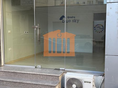 AMBIENT BIZNESI PRANE MUZEUT TE DESHMOREVE -DURRES, PER QIRA!