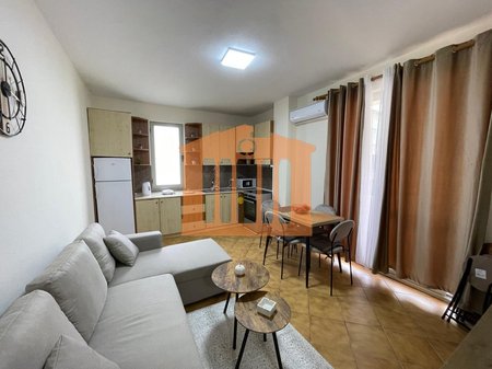 APARTAMENT 1+1  TE SHKEMBI I KAVAJES, PER  QIRA!