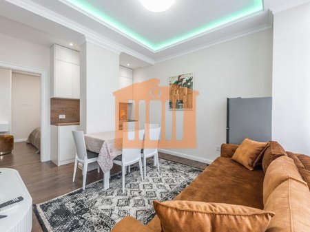 APARTAMENT 1+1 QENDER DURRES, PER QIRA.