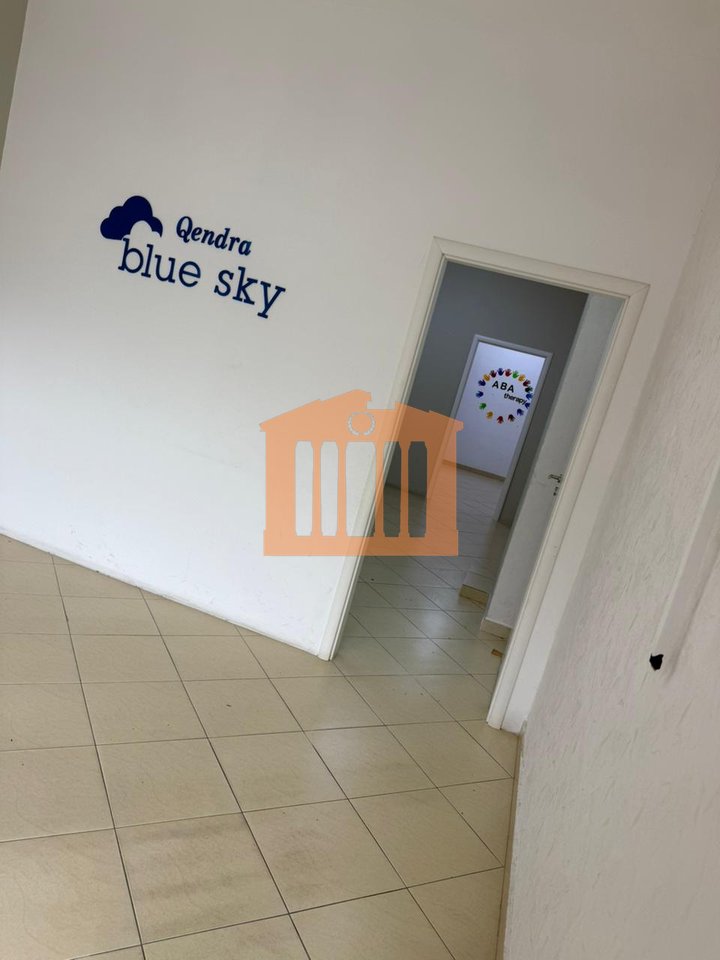 AMBIENT BIZNESI PRANE MUZEUT TE DESHMOREVE -DURRES, PER QIRA!