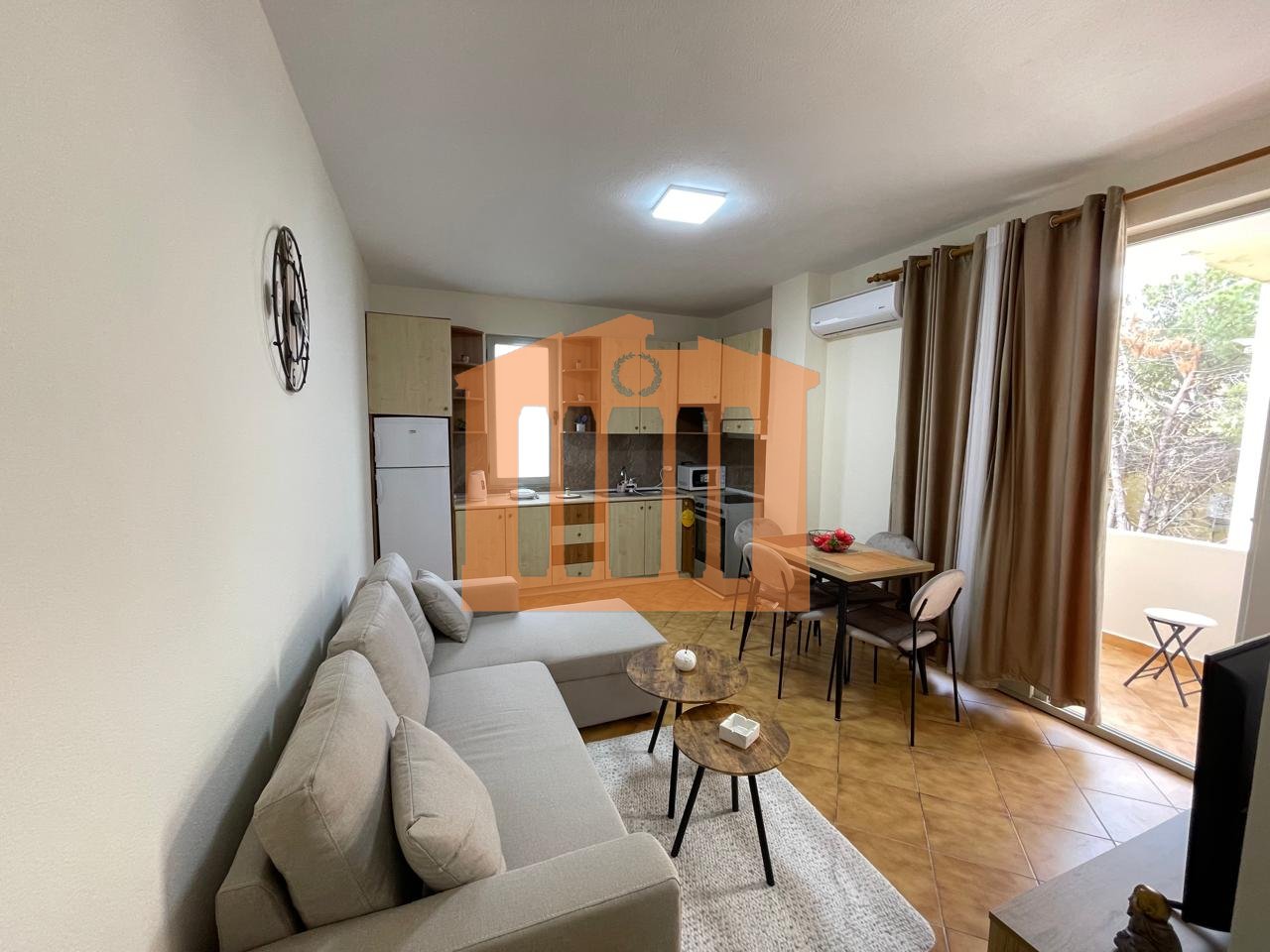 APARTAMENT 1+1  TE SHKEMBI I KAVAJES, PER  QIRA!