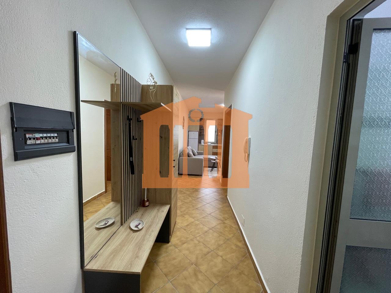 APARTAMENT 1+1  TE SHKEMBI I KAVAJES, PER  QIRA!