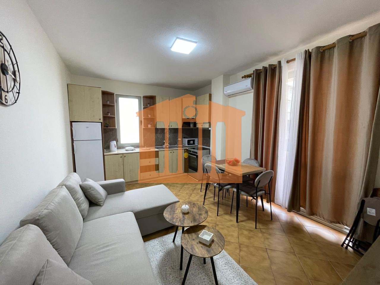 APARTAMENT 1+1  TE SHKEMBI I KAVAJES, PER  QIRA!