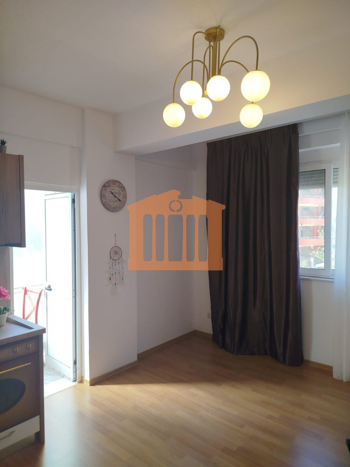 APPARTAMENTO 1+1 VICINO ALLA SPIAGGIA DI DURAZZO, IN VENDITA!