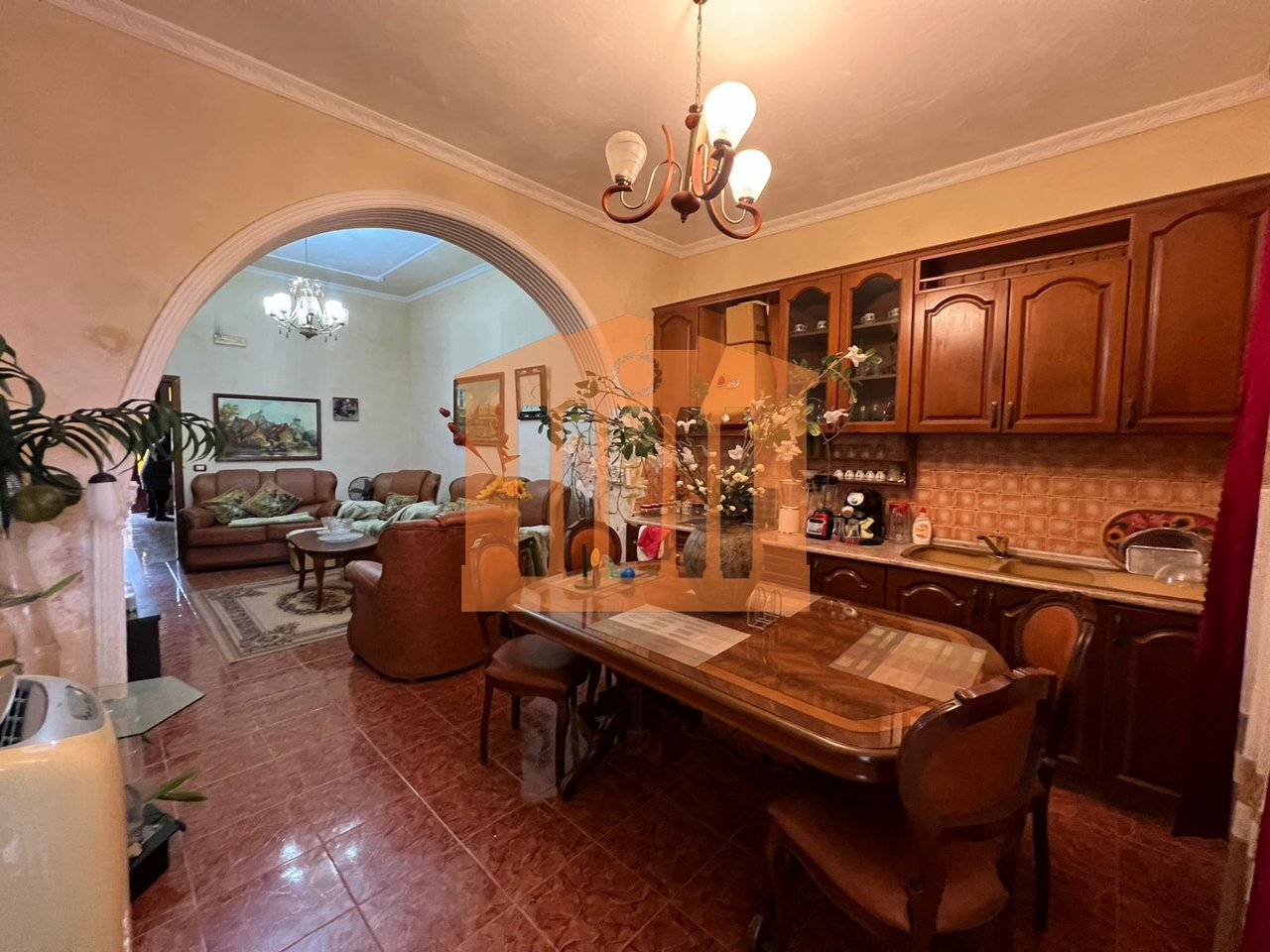 VILE 2 KATESHE APARTMENTS FOR SALE!