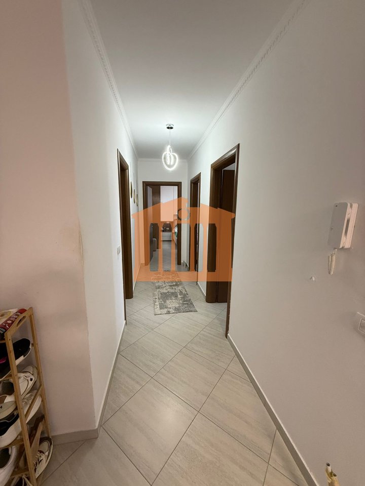 APARTAMENT 3+1+2 NE SHKOZET DURRES, PER SHITJE!