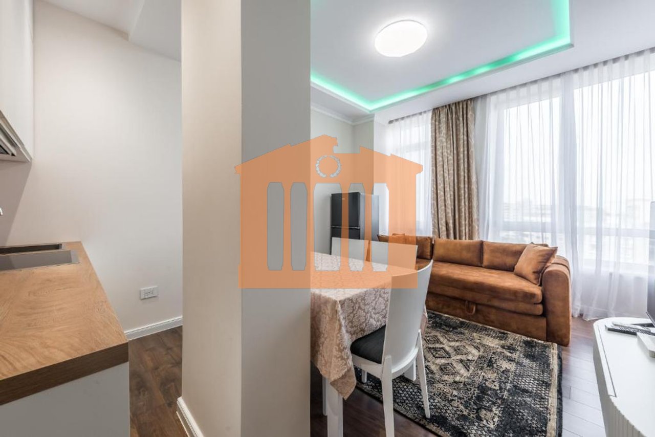APARTAMENT 1+1 QENDER DURRES, PER QIRA.