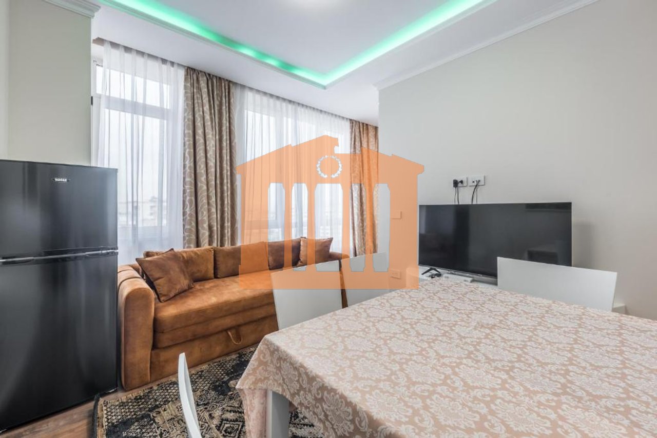 APARTAMENT 1+1 QENDER DURRES, PER QIRA.
