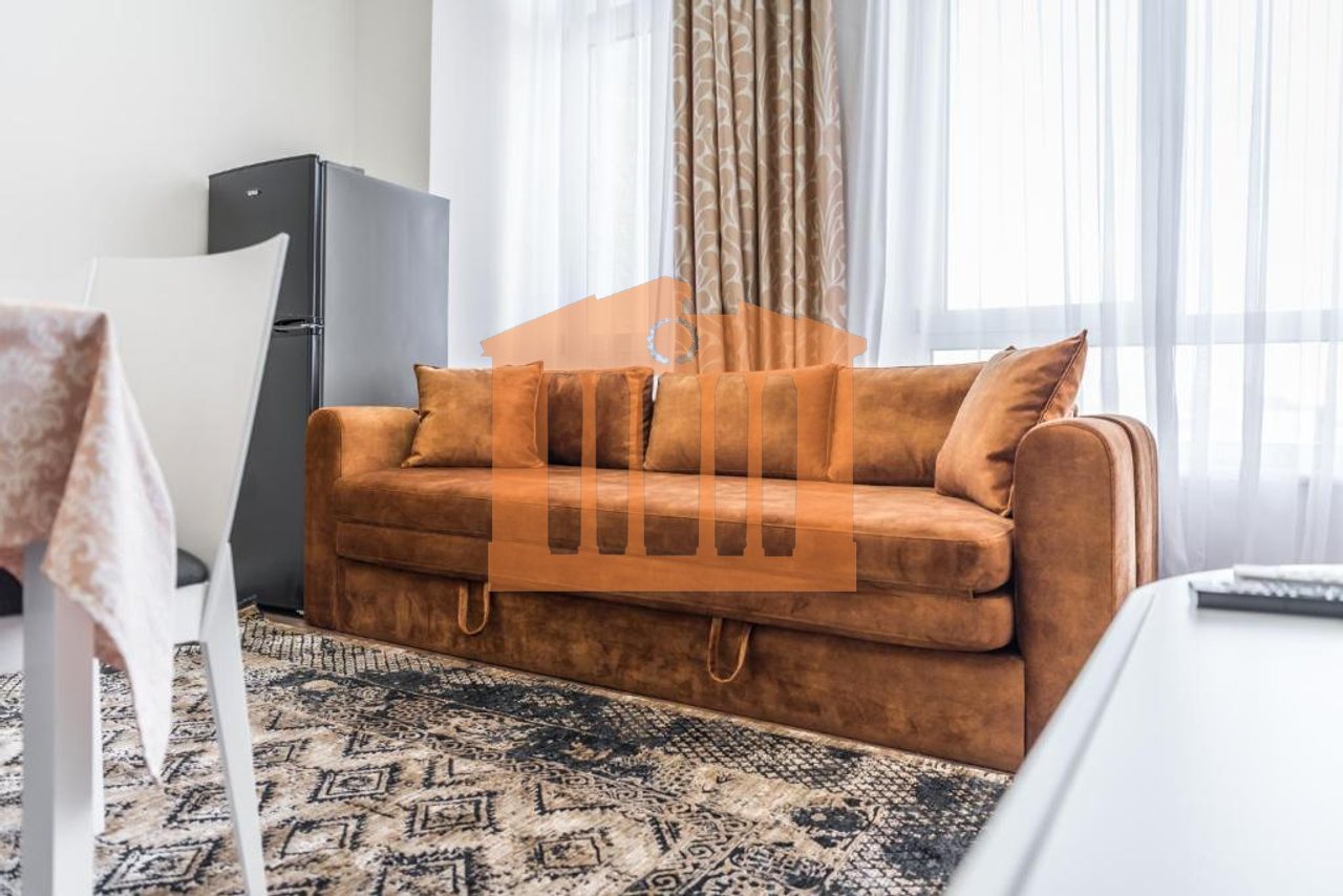 APARTAMENT 1+1 QENDER DURRES, PER QIRA.