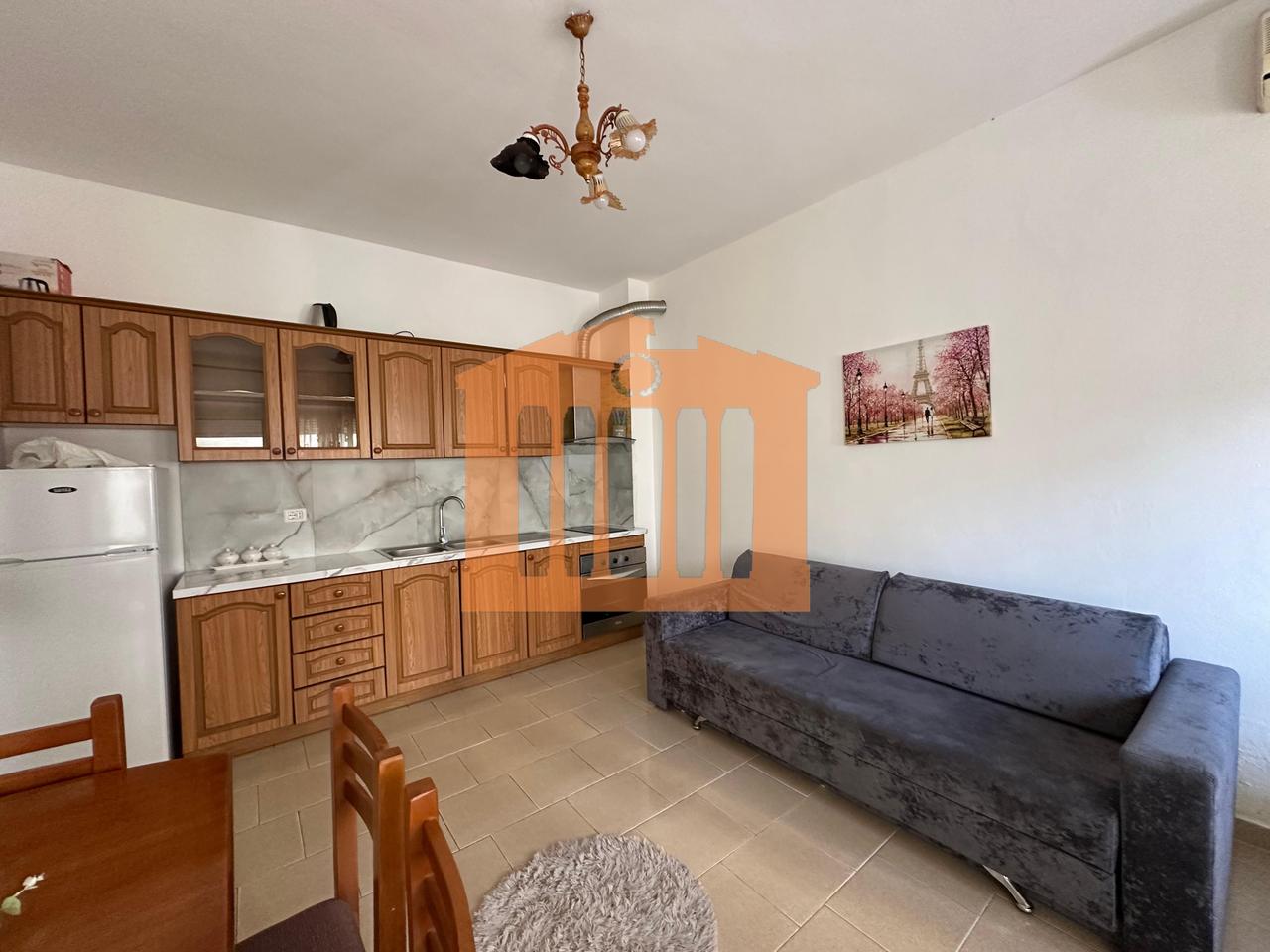 APARTAMENT 1+1 NE PLAZH - DURRES , PER QIRA !