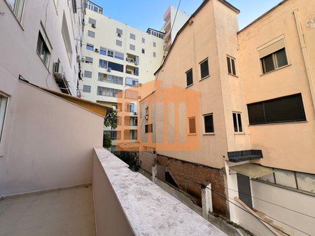 APARTMENT 2+1+2 SINGLE WORKER DURRES, FOR SALE!