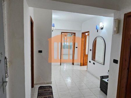 AMBIENT BIZNESI PRANE STADIUMIT DURRES, PER QIRA!