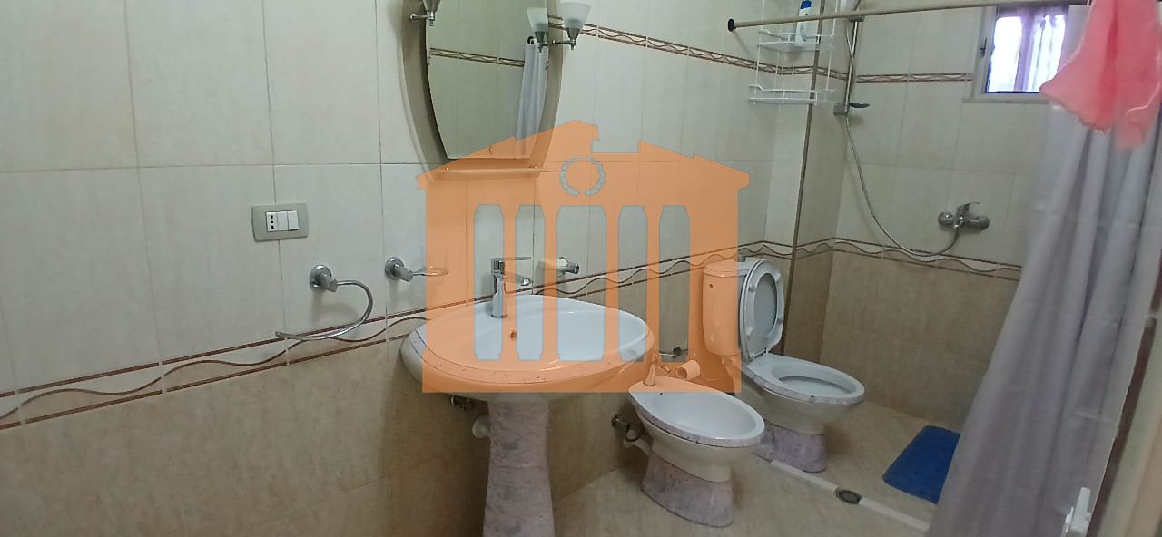 APARTAMENT 2+1 TE LAGJJA 10,DURRES PER QIRA!